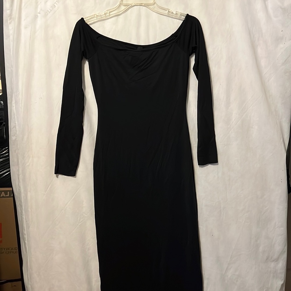 SKIMS Smooth Lounge Off The Shoulder Dress